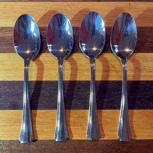 Oneida Bordeaux Stainless Dinner/Soup Spoons Set of 4 VTG Flatware Replacement